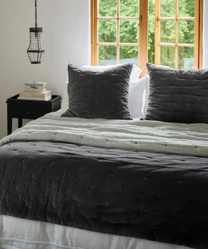 Fashion Coal Velvet Bedspread King/Super King Bed Linen