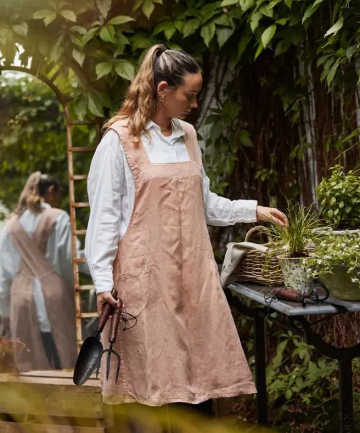 Sale Cross Back Apron Pale Pink Stonewashed Linen Aprons